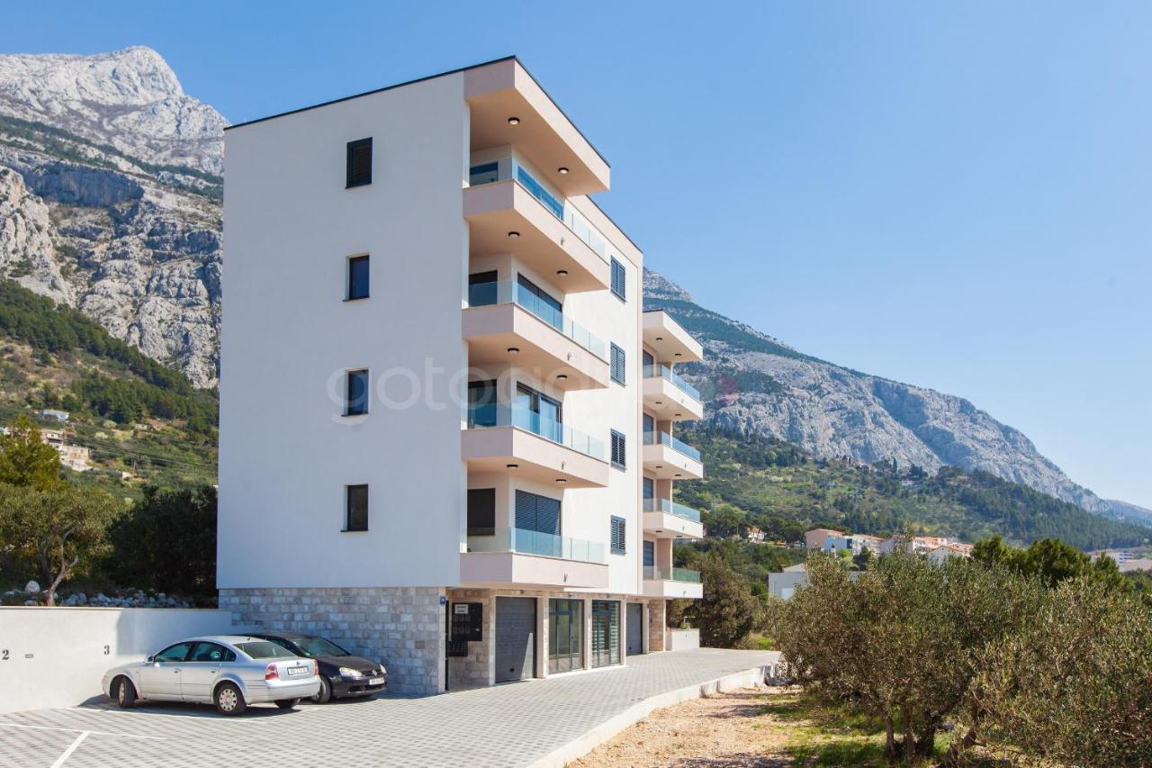 Luxury Apartment Sofia -Free Beach Parking Makarska Kültér fotó